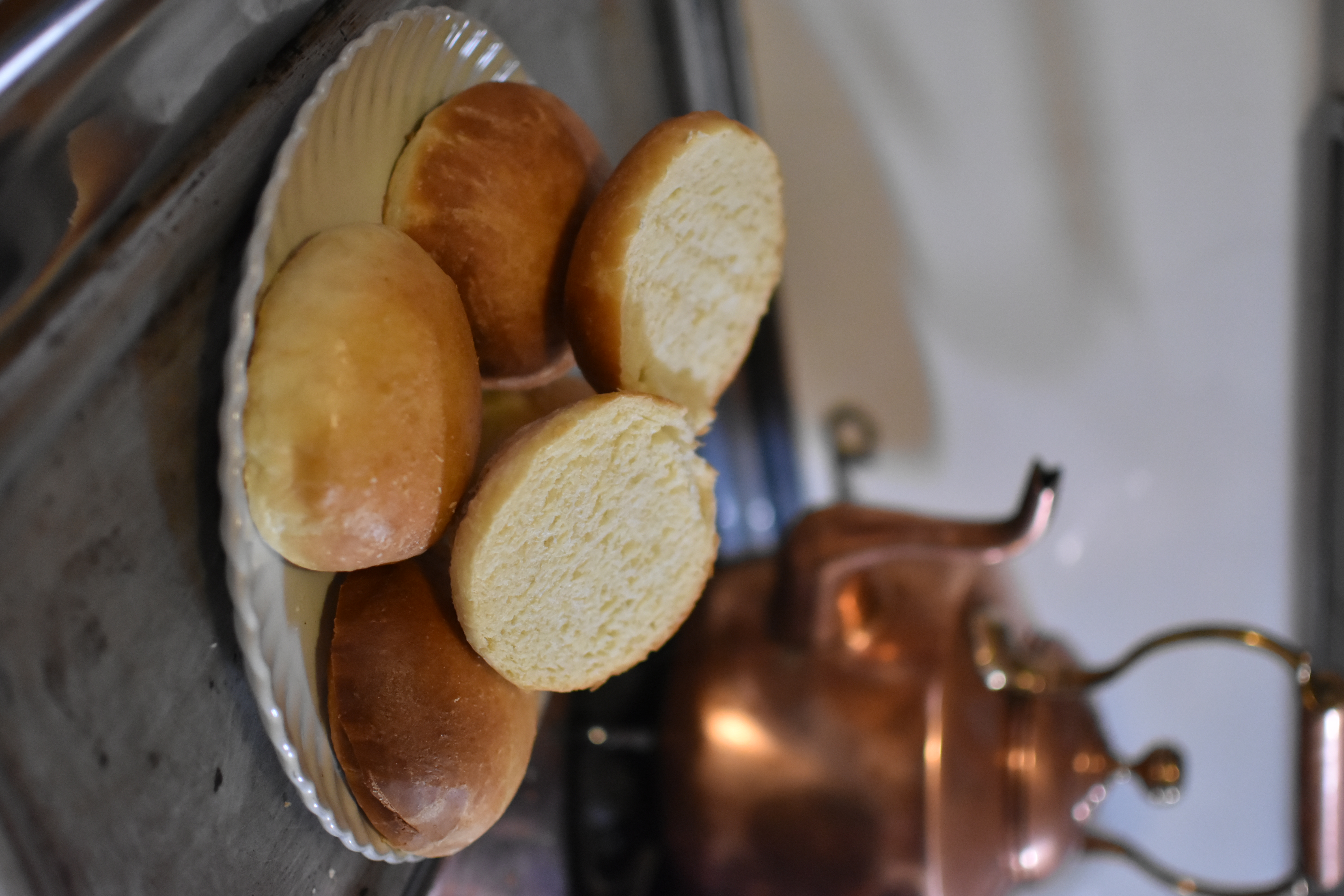 Homemade Burger Buns: A Simple Afternoon Bake for Dinner
